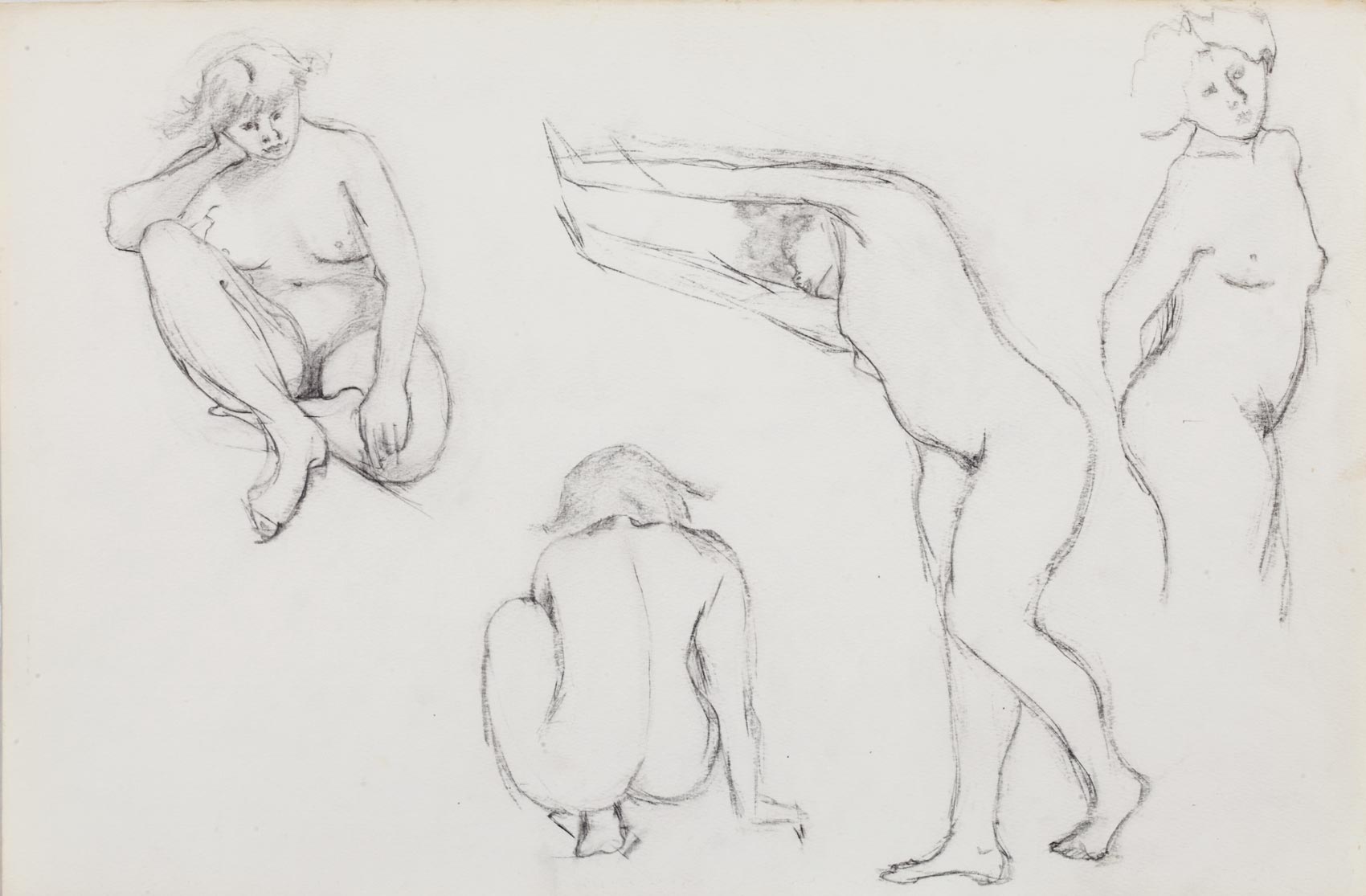 Croquis au crayon de femmes nues.